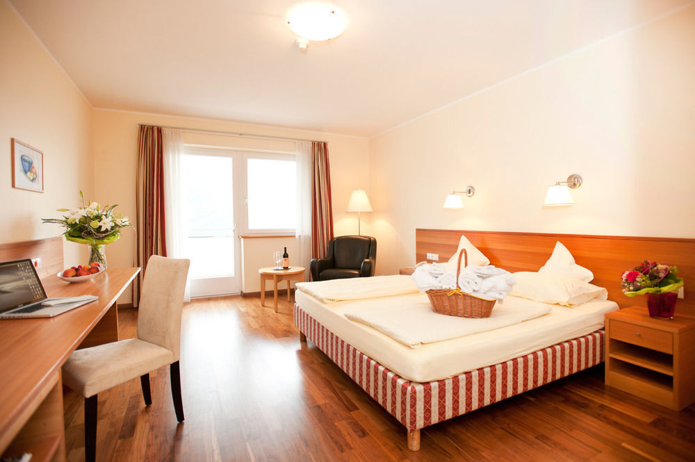 Hotel Eberle Bolzano Exterior photo