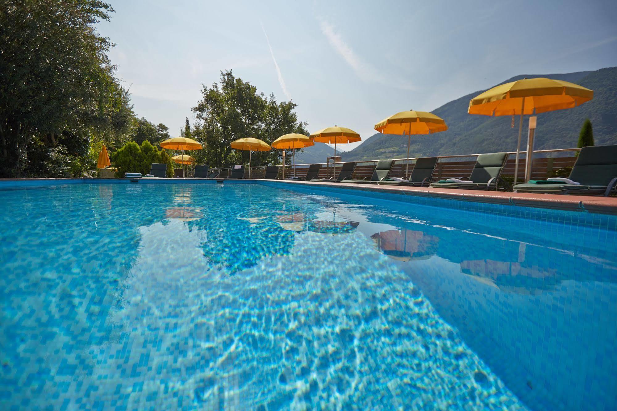 Hotel Eberle Bolzano Exterior photo